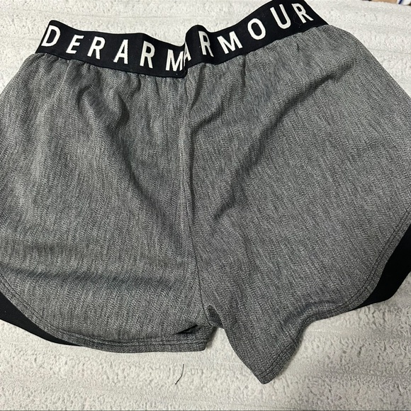 under armour shorts - Picture 2 of 3